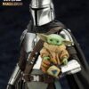 Kotobukiya – Star Wars: The Mandalorian – ARTFX+ Mandalorian & Grogu with Beskar Staff - Imagen 11